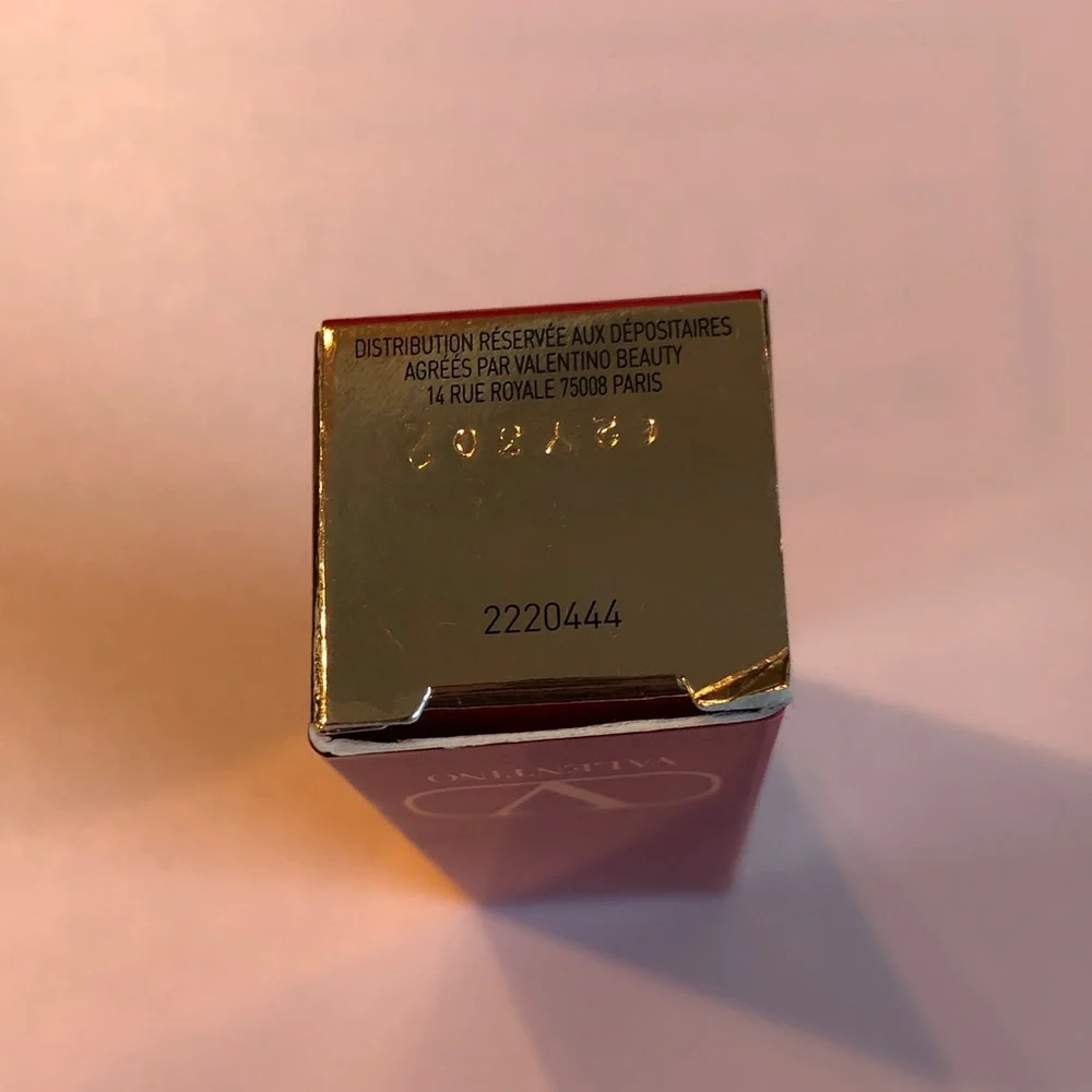 Authentic in box Valentino Rosso Satin Lip Color - Rouge Satin